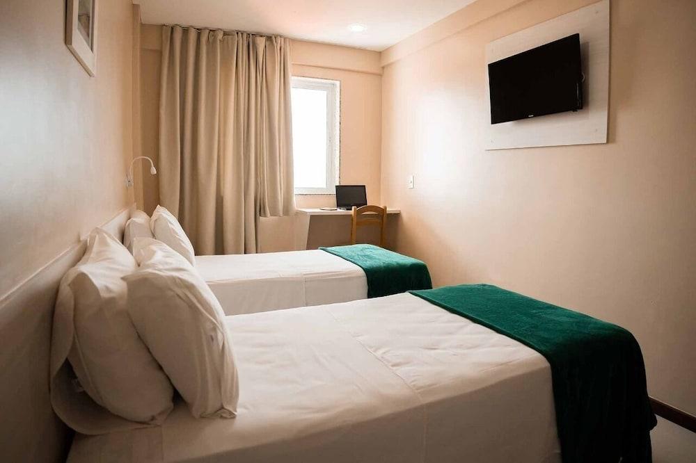 Travel Inn Fenix Cabo Frio Exterior photo